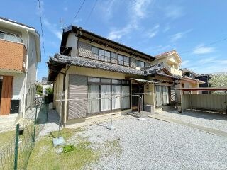 写真:安井様貸家の外観