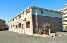 エルヴェ南小向Aの外観