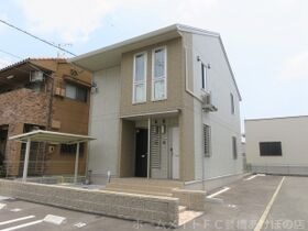 イールコート B棟の外観