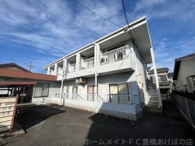 キャンパスシティー弥生の外観