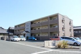 アンピレインの外観