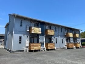ニューパンサヴァレーの外観