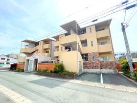 クオリティタウン上野 参番館の外観