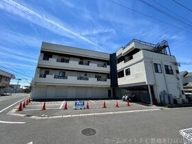 ガーデンハイツの外観