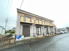 リトルエデン　B棟の外観