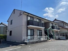 ディアス外神 B棟の外観