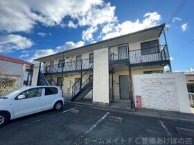 ひまわりハイツAの外観