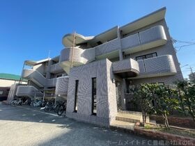 パラマウントビレッジ東岩田Aの外観