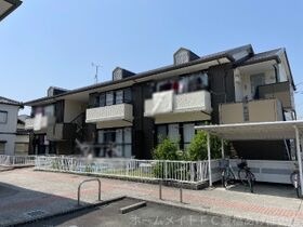 グリーンコート A棟の外観