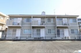 サンコーポ中山の外観