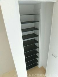 シューズボックス
