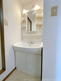 同型別部屋写真(反転)