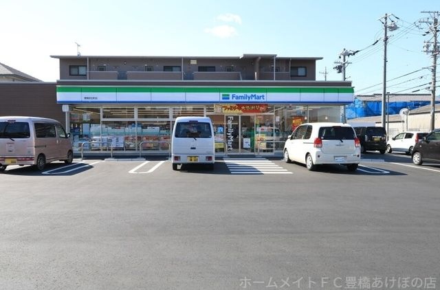 ファミリーマート豊橋弥生町店