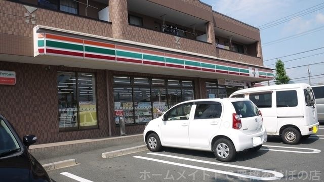 セブンイレブン豊橋牛川通3丁目店