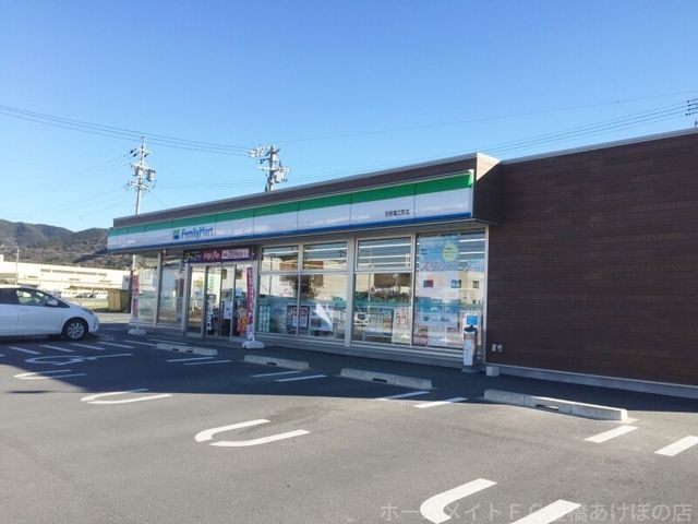 ファミリーマート田原福江店