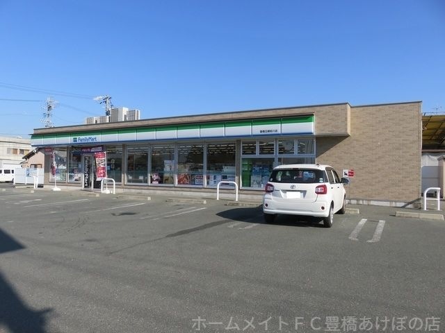 ファミリーマート豊橋瓜郷前川店