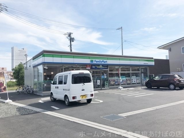 ファミリーマート豊橋西部団地前店