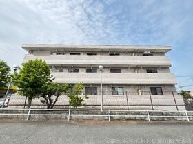 本野ヶ原マンションの外観
