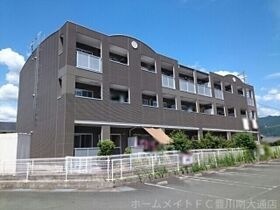 グローリアス・ヒルの外観