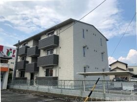 Noble駅前通の外観