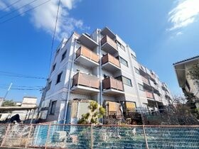 ゴールデンハウス小坂井の外観