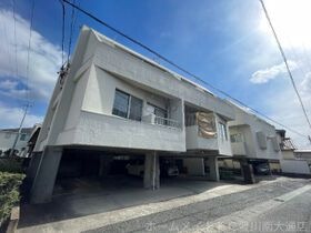 コーポ倉屋敷の外観