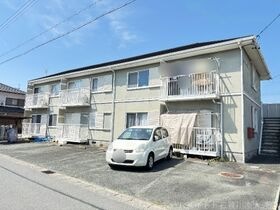フレグランス市田の外観