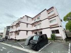 金屋レッツの外観
