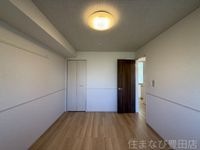 同型完成モデル