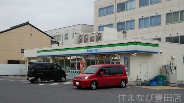 写真：ファミリーマート豊田元城町二丁目店