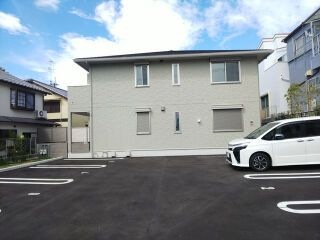 写真:箕面市新稲5丁目の外観