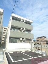 尼崎市南塚口町８丁目の外観