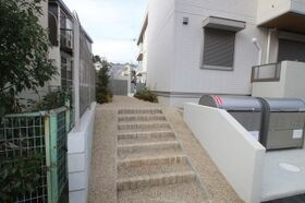 豊中市春日町5丁目の外観