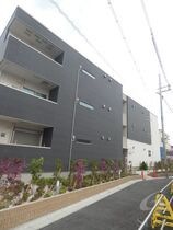 フジパレス三住町A棟の外観