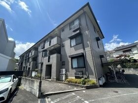 枚方市岡山手町の外観