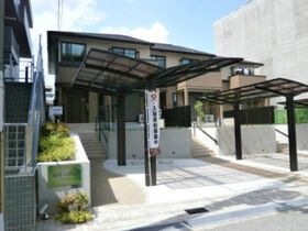 吹田市五月が丘南の外観