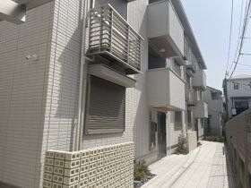 摂津市千里丘3丁目の外観