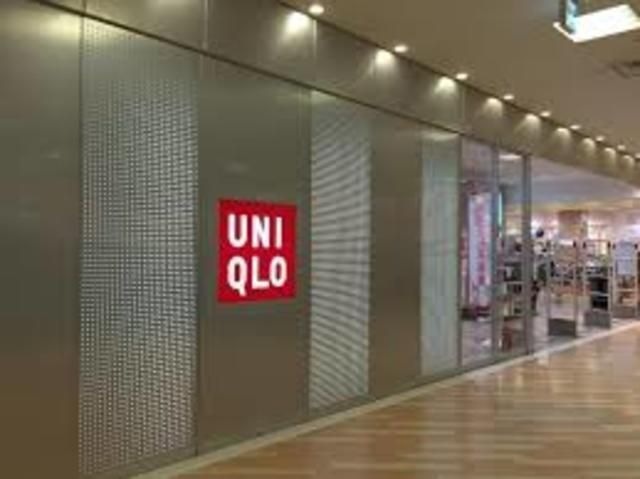ユニクロ阪急山田店
