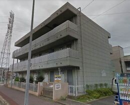 アンビション青山の外観