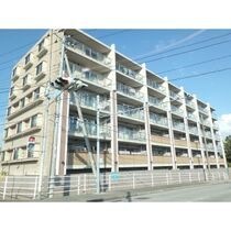 ライオンズマンション幕張セントパークスの外観