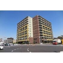 千葉ポートイーストの外観