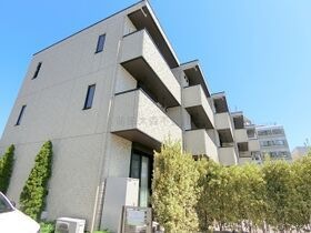 フロイデIの外観