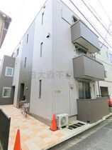 ロイヤルヒーローの外観