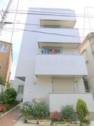 2017年3月築 鉄骨造地上4階建て総戸数8戸オートロック付賃貸ア
