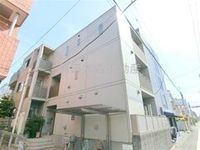 2013年9月築 プレキャストコンクリート造地上3階建て 東京都