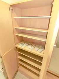 シューズボックス
