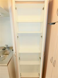 キッチン横棚収納