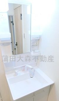 独立洗面台