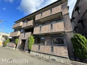 クレールE棟の外観