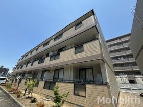 ヴァンベールしののめB棟の外観